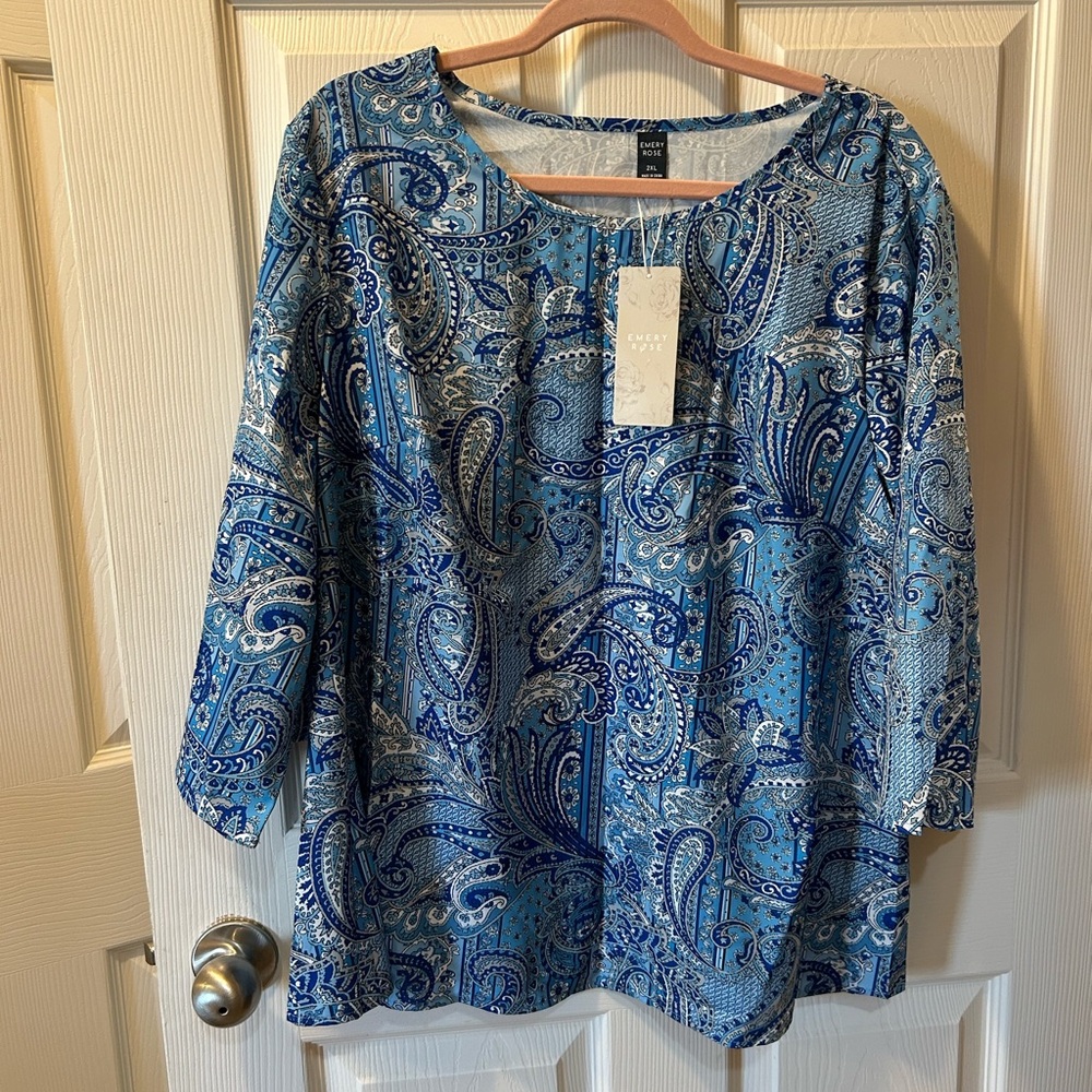 Emery Rose 2XL Blue Paisley Women's Top With 3/4 Sleeves NWT